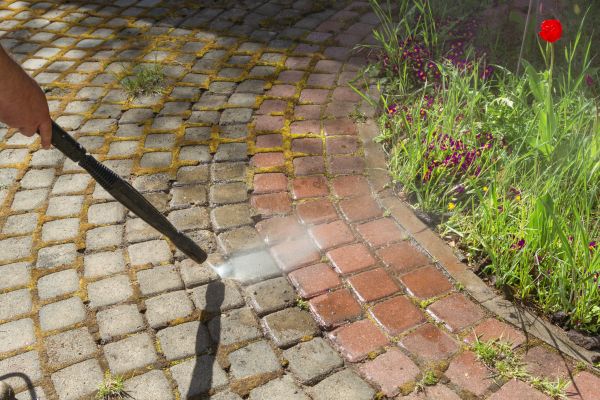 Cost of Walkway Cleaning Service in Lansdale