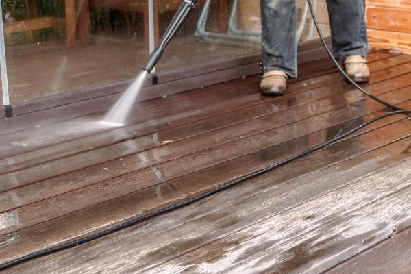 Cost of Pool Deck Power Washing in Lansdale