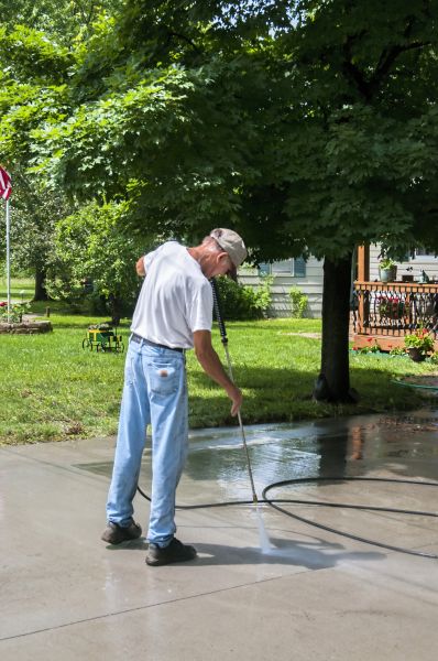 Cost of Driveway Concrete Cleaning in Lansdale
