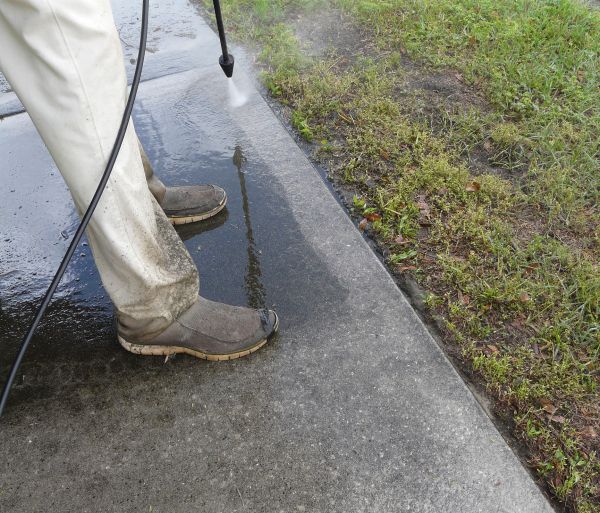 Cost of Concrete Slab Powerwashing in Lansdale